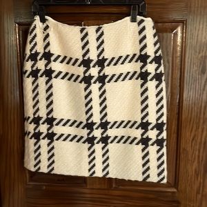 Anne Klein Wool Skirt Size 10